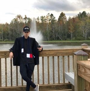 Meet your Posher, Frederick